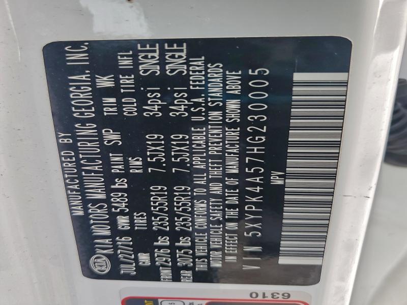 Фото 13 - KIA SORENTO