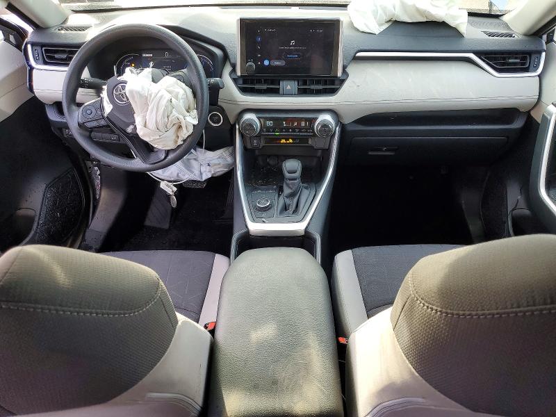 Фото 8 - TOYOTA RAV4