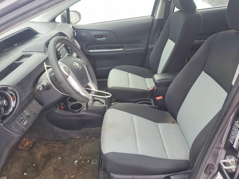 Фото 7 - TOYOTA PRIUS