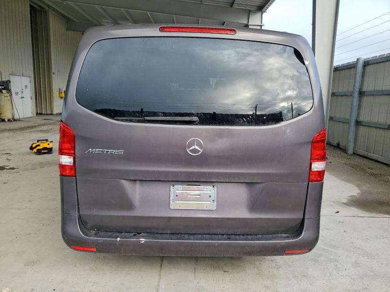 Фото 6 - MERCEDES-BENZ METRIS