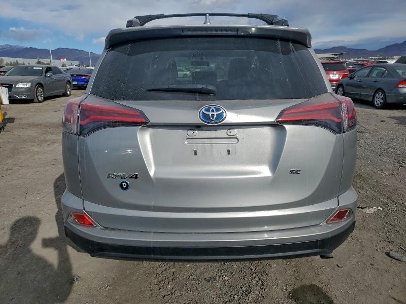 Фото 6 - TOYOTA RAV4