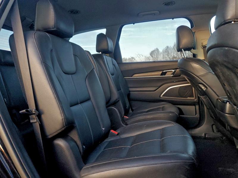 Фото 11 - KIA TELLURIDE