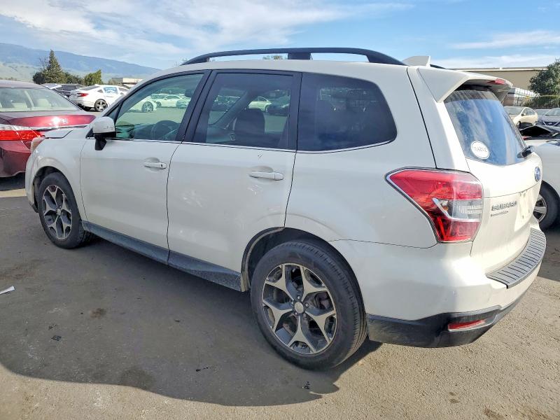 Фото 2 - SUBARU FORESTER