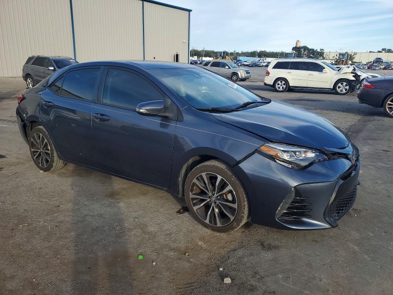 Фото 4 - TOYOTA COROLLA