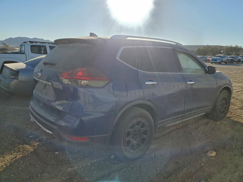 Фото 3 - NISSAN ROGUE