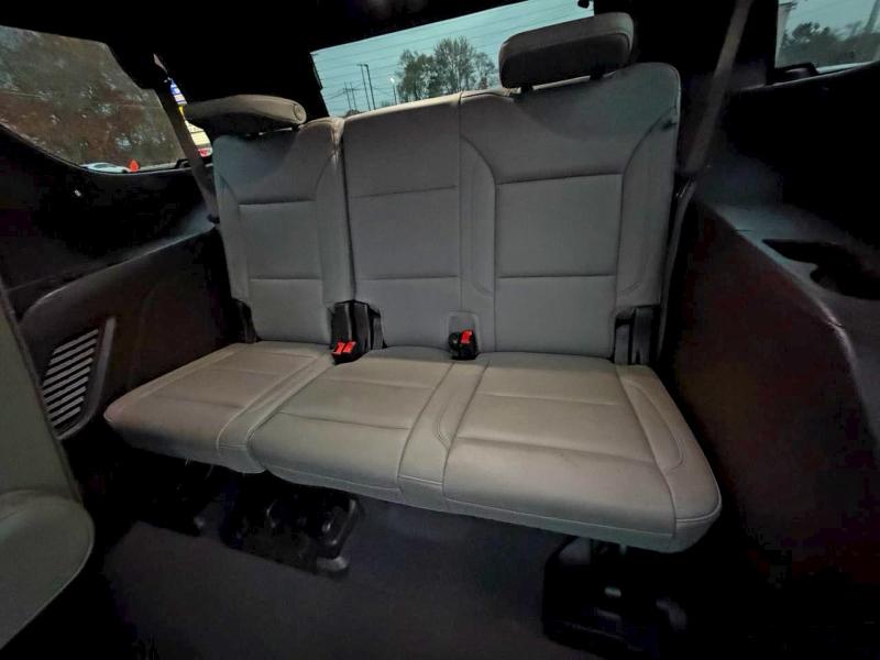 Фото 13 - CHEVROLET TAHOE