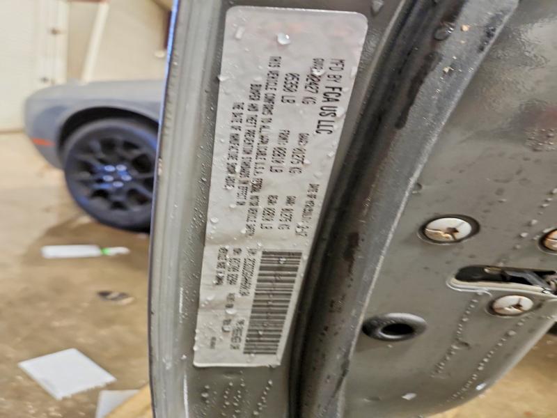 Фото 12 - DODGE CHALLENGER