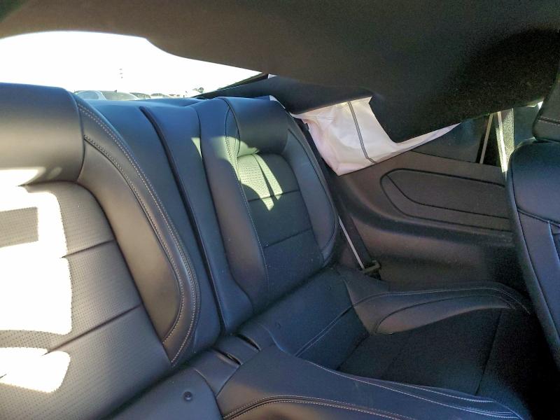 Фото 10 - FORD MUSTANG