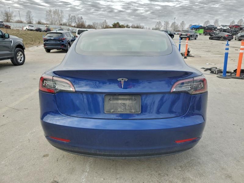 Фото 6 - TESLA MODEL 3