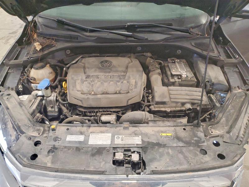 Фото 11 - VOLKSWAGEN PASSAT