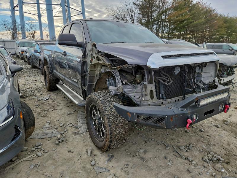 Фото 4 - TOYOTA TUNDRA