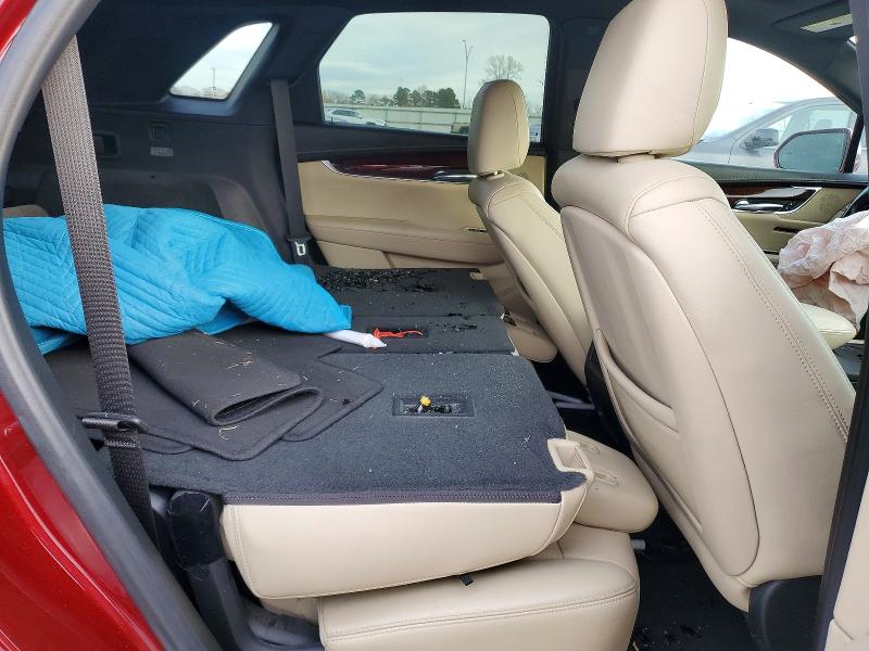 Фото 11 - CADILLAC XT5