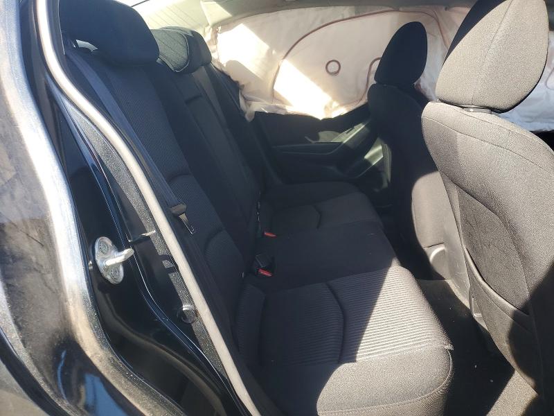 Фото 10 - MAZDA 3