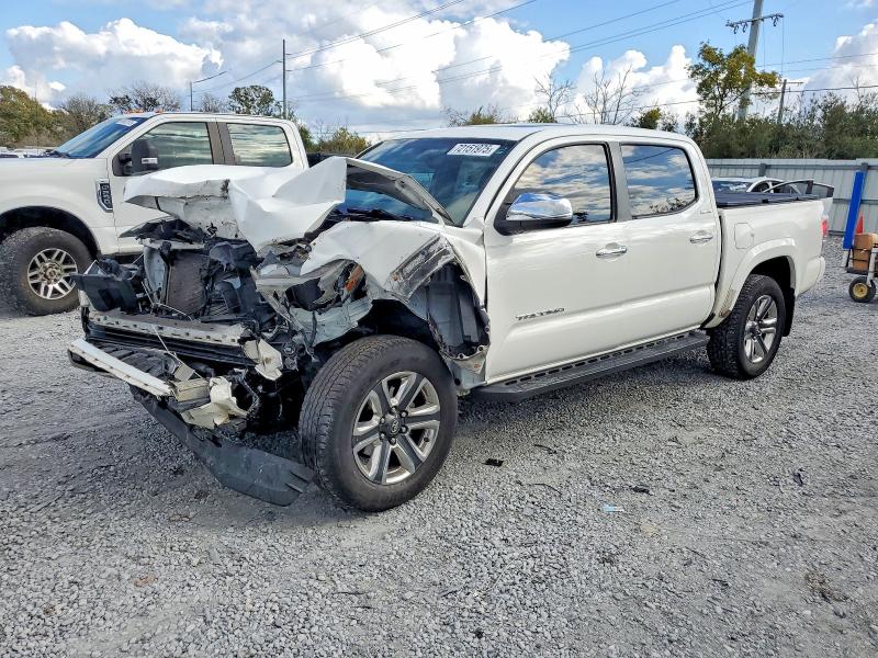 Фото 1 - TOYOTA TACOMA