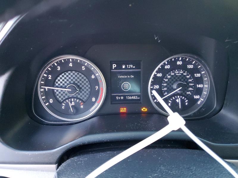 Фото 9 - HYUNDAI ELANTRA