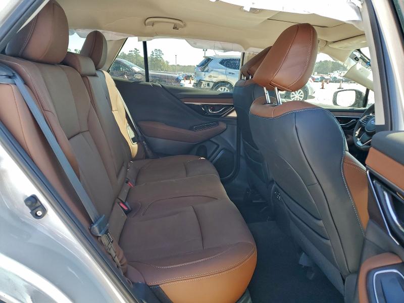 Фото 11 - SUBARU OUTBACK