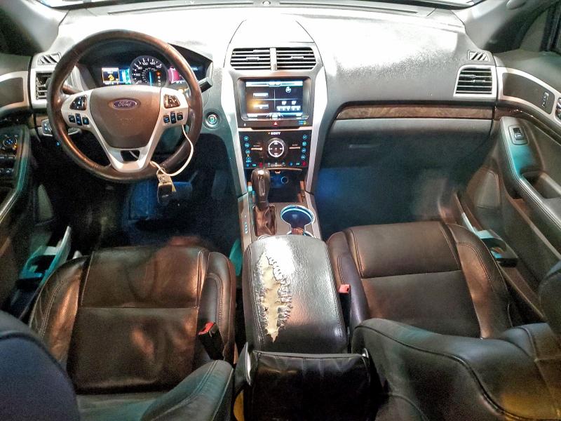 Фото 8 - FORD EXPLORER