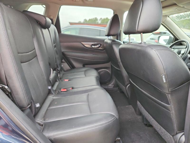 Фото 11 - NISSAN ROGUE