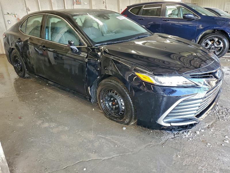 Фото 4 - TOYOTA CAMRY