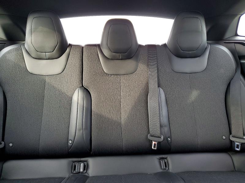 Фото 10 - TESLA MODEL S