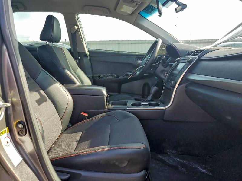 Фото 7 - TOYOTA CAMRY