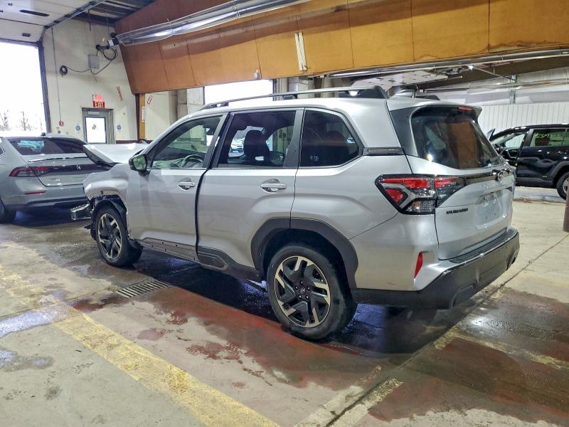 Фото 2 - SUBARU FORESTER