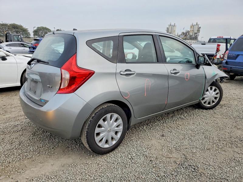 Фото 3 - NISSAN VERSA