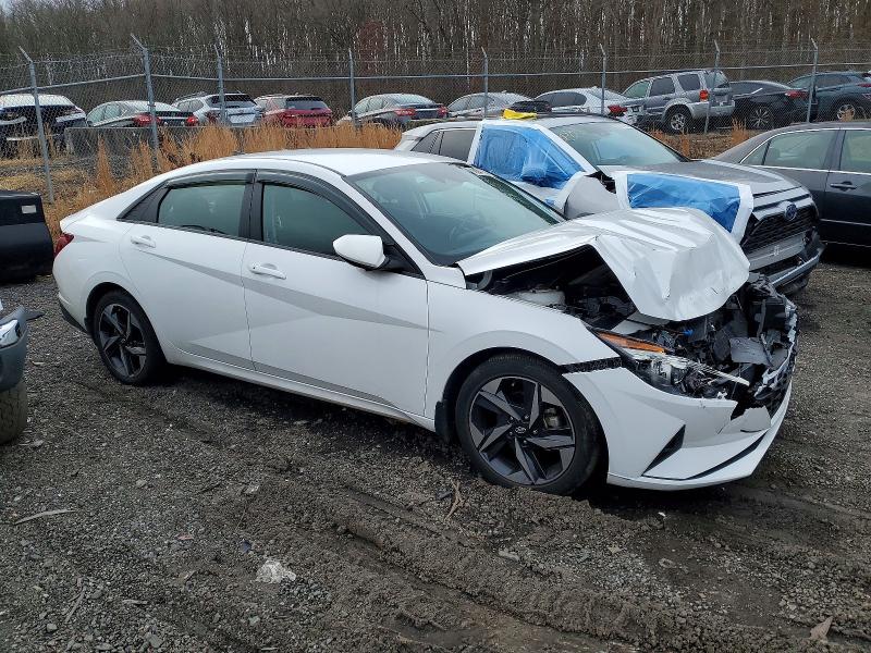 Фото 4 - HYUNDAI ELANTRA