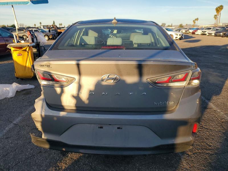 Фото 6 - HYUNDAI SONATA