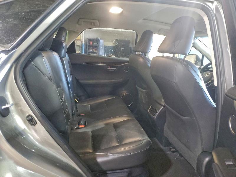 Фото 11 - LEXUS NX