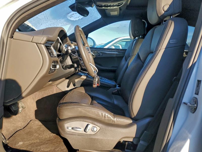 Фото 7 - PORSCHE MACAN