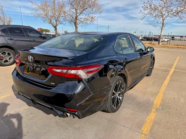 Фото 4 - TOYOTA CAMRY