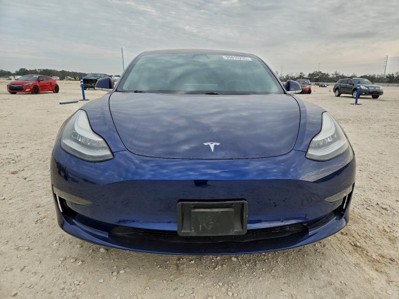 Фото 5 - TESLA MODEL 3