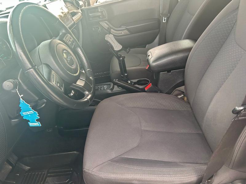 Фото 13 - JEEP WRANGLER