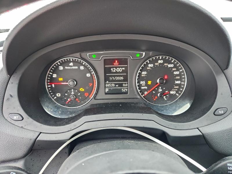 Фото 9 - AUDI Q3