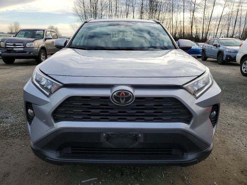 Фото 5 - TOYOTA RAV4