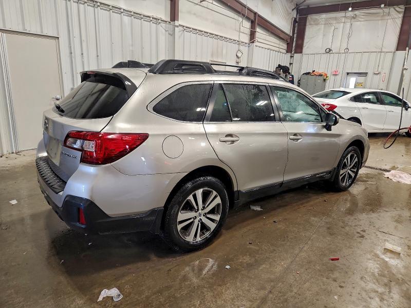 Фото 3 - SUBARU OUTBACK