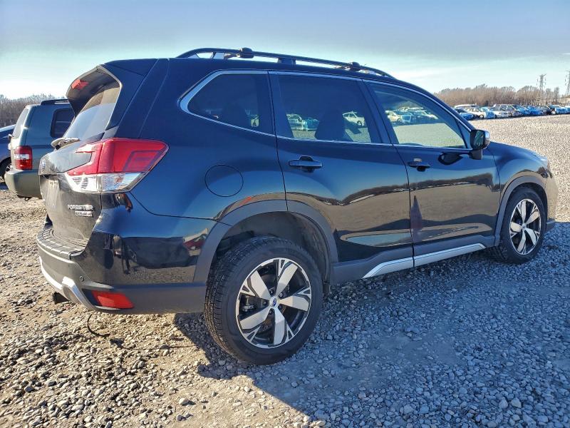 Фото 3 - SUBARU FORESTER