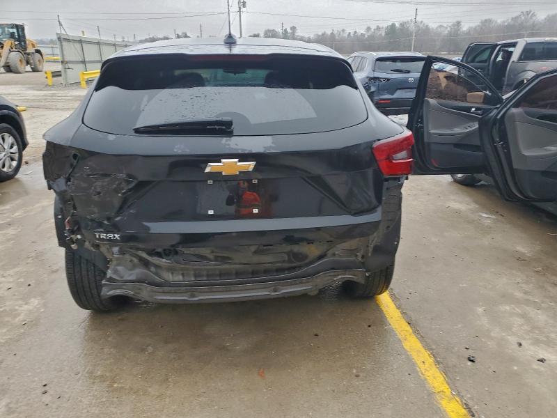 Фото 6 - CHEVROLET TRAX