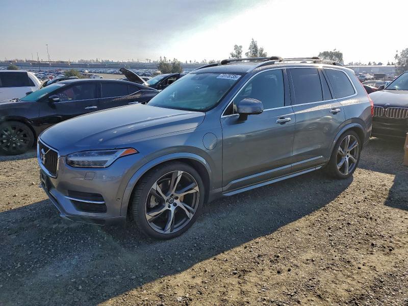 Фото 1 - VOLVO XC90