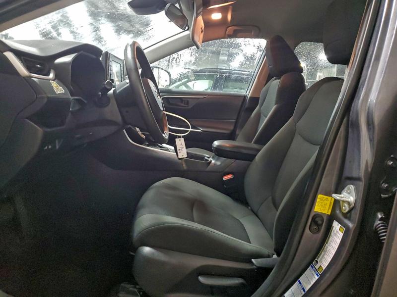 Фото 7 - TOYOTA RAV4