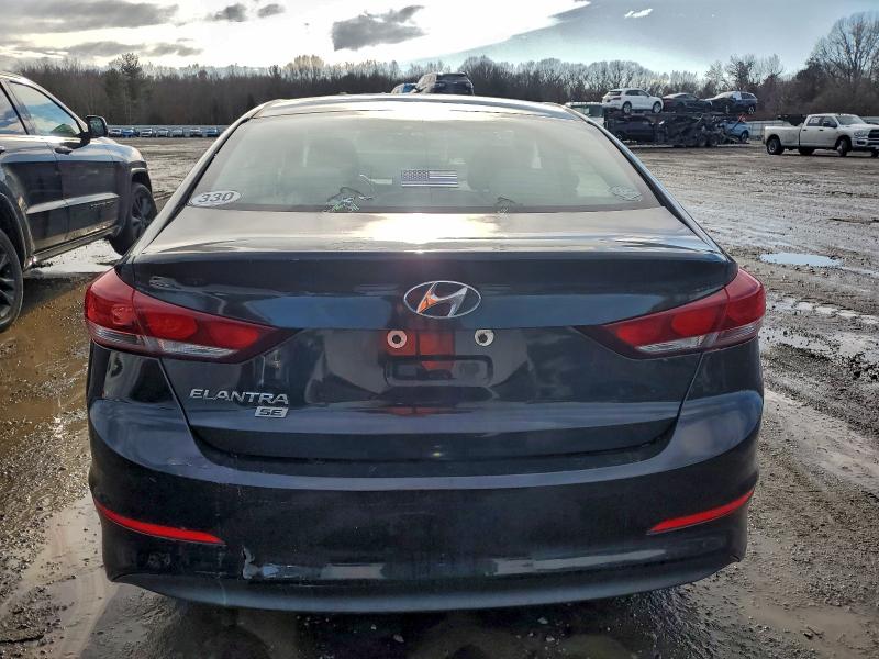 Фото 6 - HYUNDAI ELANTRA