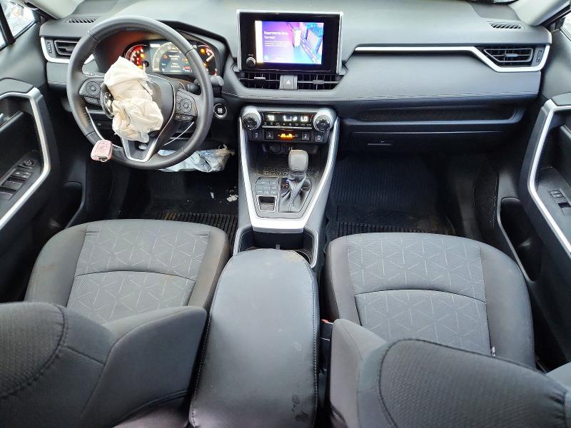 Фото 8 - TOYOTA RAV4