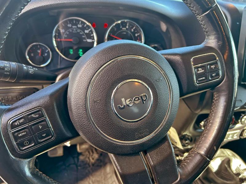 Фото 12 - JEEP WRANGLER