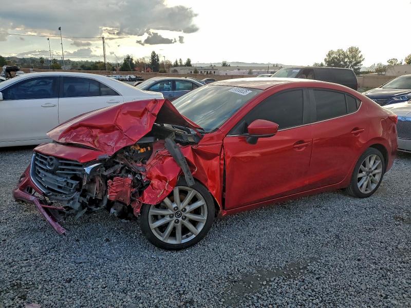 Фото 1 - MAZDA 3