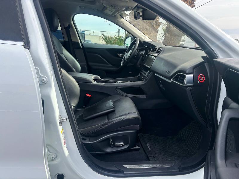 Фото 5 - JAGUAR F-PACE