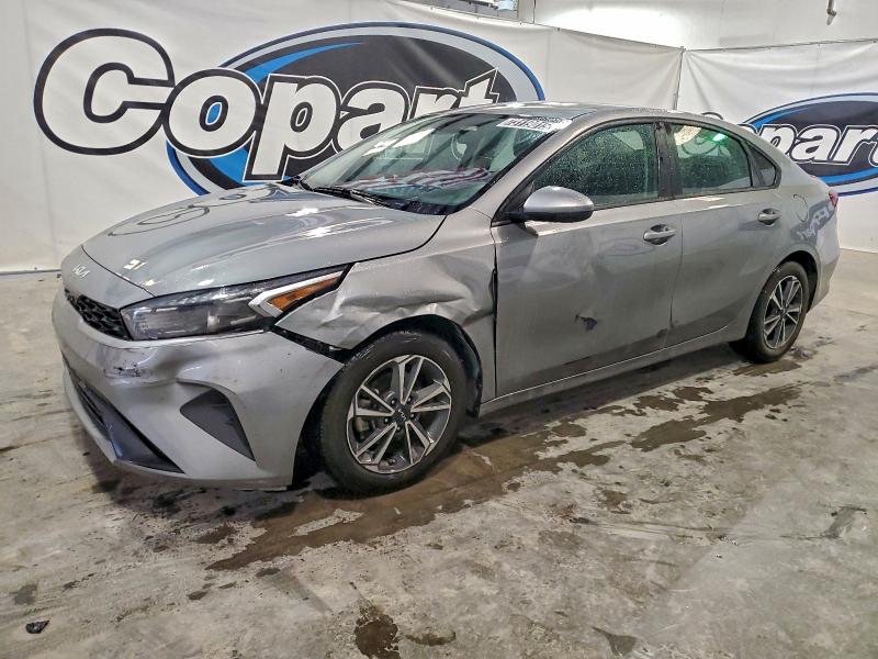 Фото 1 - KIA FORTE