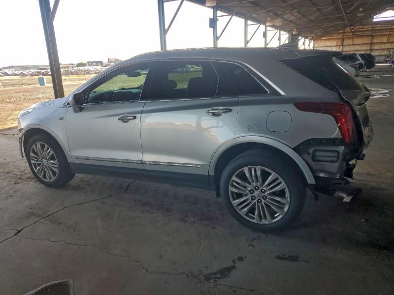 Фото 2 - CADILLAC XT5