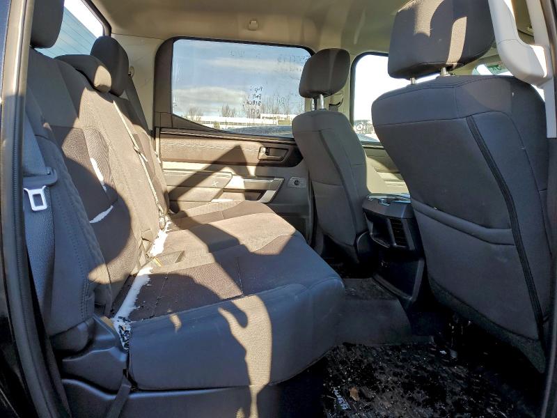 Фото 10 - TOYOTA TUNDRA