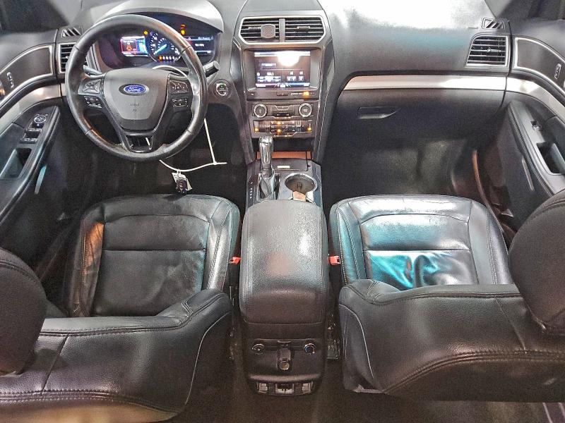 Фото 8 - FORD EXPLORER